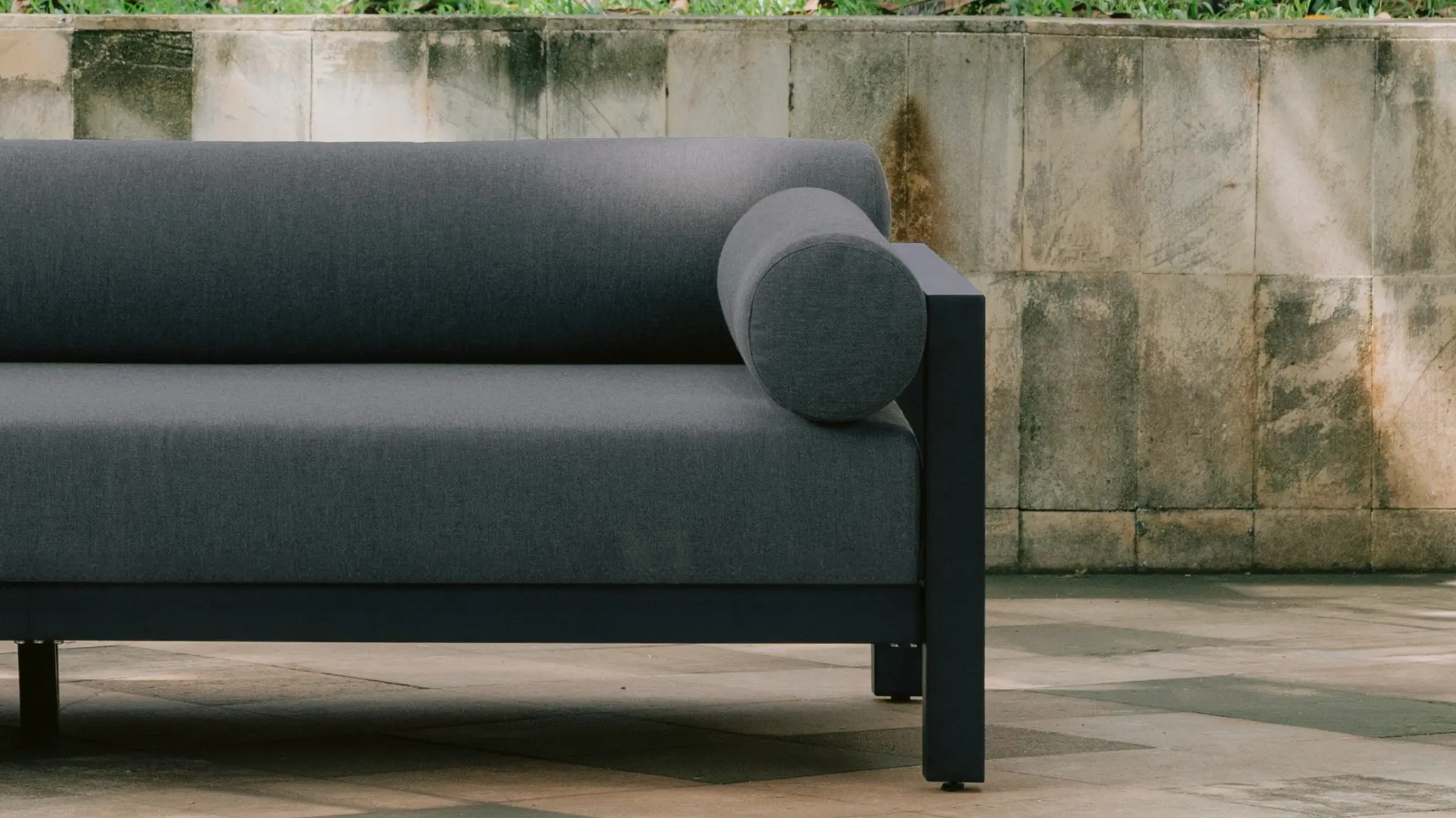 AUTHENTIC STYLE | アウトドアリビング向け屋外家具専門メーカー Fisland Furniture（フィスランドファニチャー）